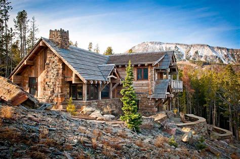 Nesting Mountainside In Big Sky A Rustic Luxe Oasis