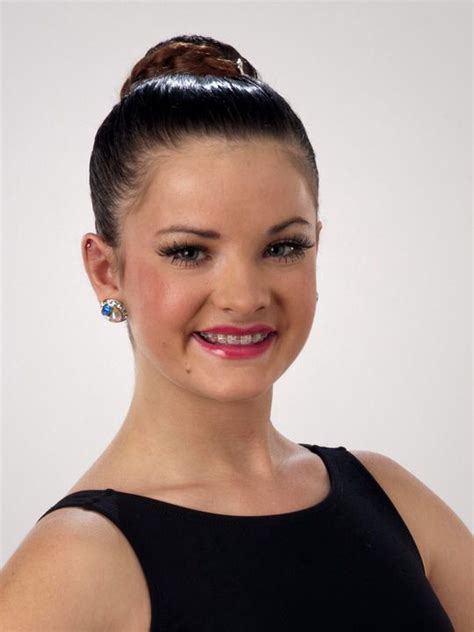 A Brooke Headshot Dance Moms Brooke Hyland Dance Moms Dance Moms Brooke