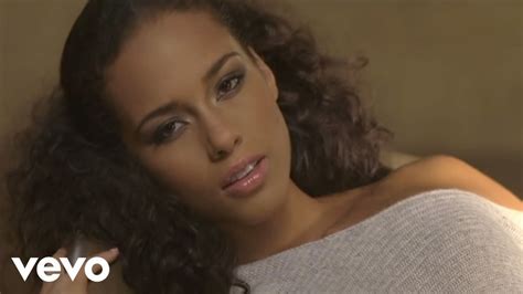 Alicia Keys No One Official Music Video Clothes Outfits Brands Style And Looks Spotern