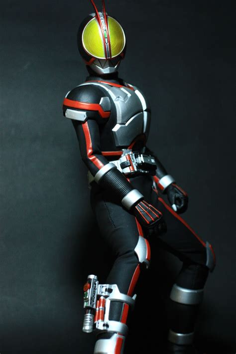 Đây là phần thứ 13 trong loạt phim kamen rider series. Firestarter's Blog: Toy Review: RAH Kamen Rider Faiz