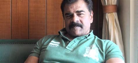 Saxena started his career in the early 70s and has mainly played either supporting roles of a father, uncle or villainous roles. Sharat Saxena - Biography, Height & Life Story | Super ...
