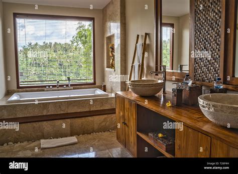 Ubud Bali Indonesia January 2019 Luxury Hotel Bathroom Interior