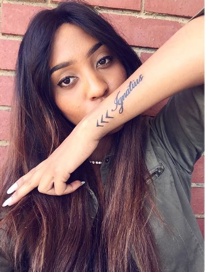 Entdecke rezepte, einrichtungsideen, stilinterpretationen und andere ideen zum ausprobieren. SA Female Celebs And Their Tattoos - OkMzansi