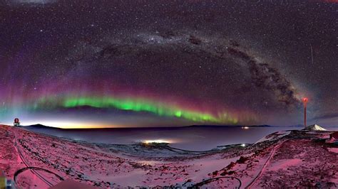 This Stunning Aurora Australis Light Performance Was Captured From The