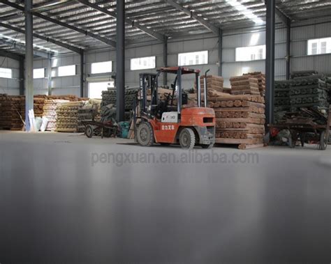 China Factory Supplier Well Straight Natural Hardwood Pine Wood Poles