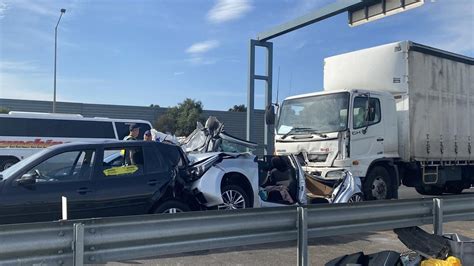Western Freeway crash: Four people taken to hospital after Derrimut