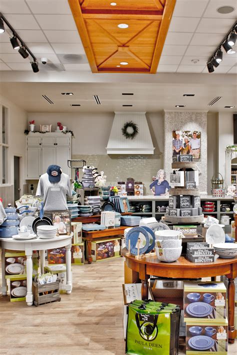 Good food at a good price sobre paula deen's family kitchen. Paula Deen's Family Kitchen at Fairview Town Center ...