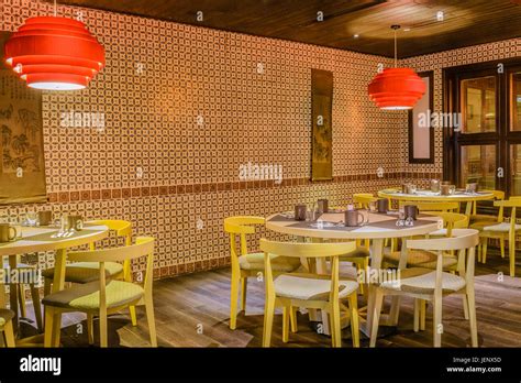 beautiful asian themed restaurant Stock Photo - Alamy