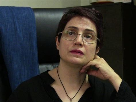 Iran Womens Rights Activist Given Absolutely Shocking 33 Year Jail Sentence