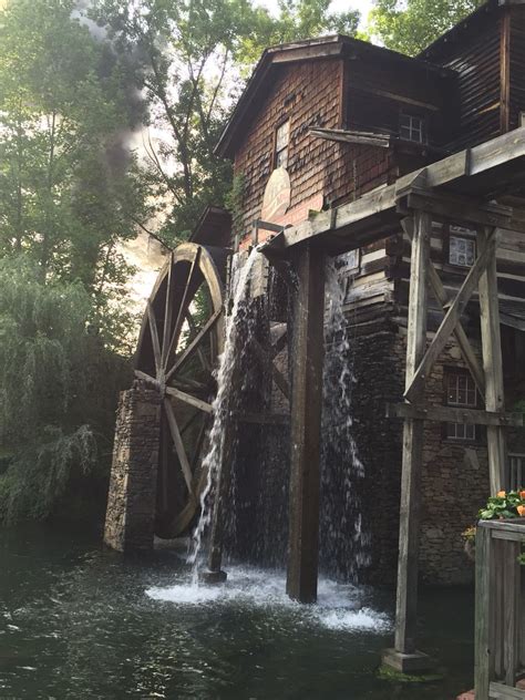 Dollywood Grist Mill Home Of The Most Awesome Cinnamon Bread Go Vols