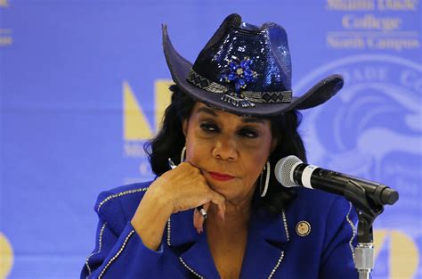 Frederica Wilson And Her Fancy Hats Five Things You Need To Know About