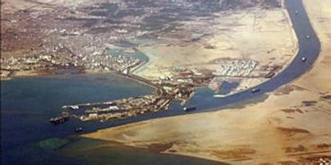 The suez canal has been blocked by a giant container ship after a gust of wind blew it off course, causing it to run aground. Bart Kuipers about the importance of the Suez Canal - News - SmartPort@Erasmus - Erasmus ...