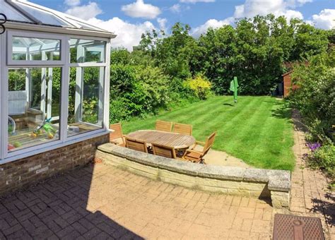 Maybe you would like to learn more about one of these? 3 bedroom semi detached house for sale in Shirley, Croydon