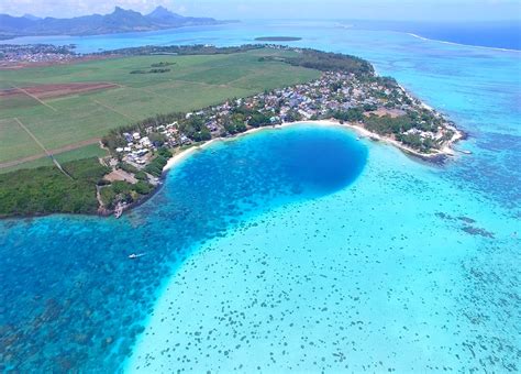 Blue Bay Marine Park Visitors Guide To Mauritius Mauritius Island