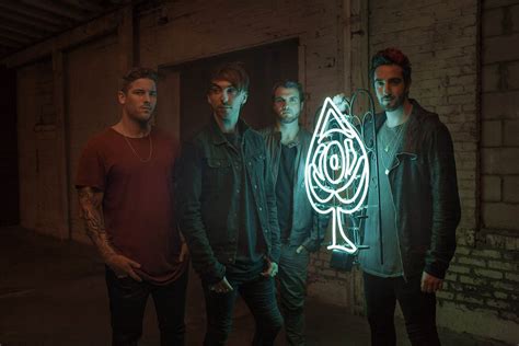 Dwi sutrisno 1 year ago. All Time Low, Dashboard Confessional team up for 'Summer ...
