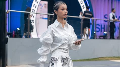 The Best Street Style At Shanghai Fashion Week Spring 2022 Global