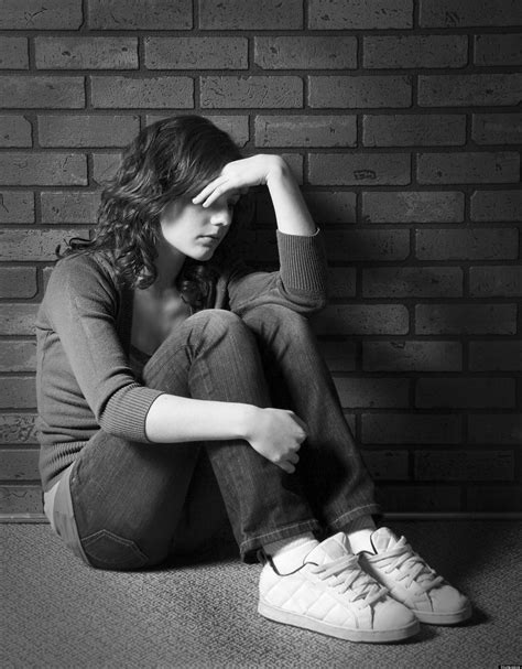 Teen Depression In Girls Linked To Absent Fathers In Early Childhood