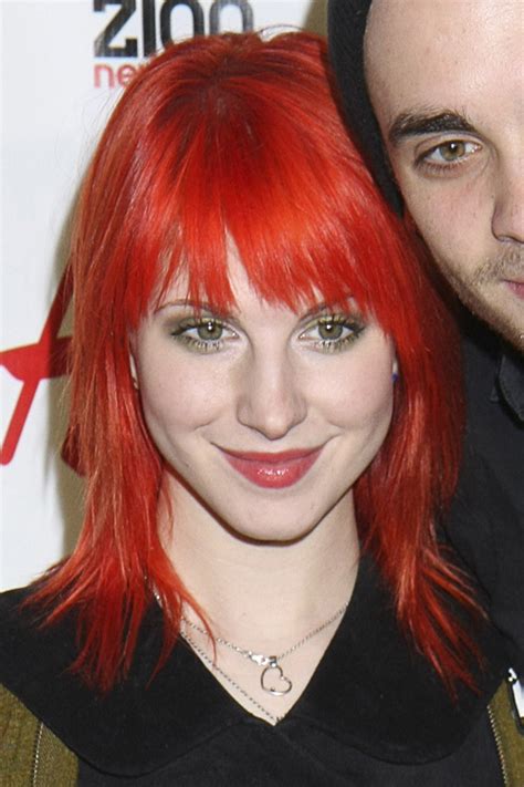 Hayley Williams Hairstyles And Hair Colors Steal Her Style Page 3