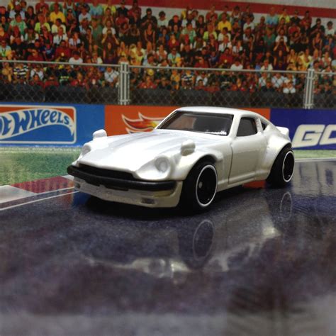 Julians Hot Wheels Blog Custom Datsun 240z 2017 Car Culture Cars And Donuts