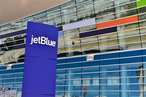 Jetblue credit card comes with low credit card requirements and no intro apr rate is charged on purchases. JetBlue comes through after bridesmaid 'axed' from wedding party https://nypost.com/2018/07/28 ...