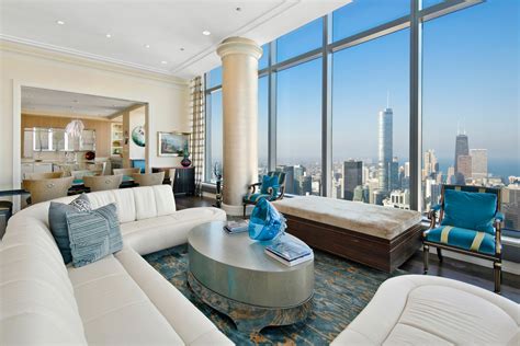 72 Floors Up, This $6.25 Million Penthouse Apartment Offers Stellar
