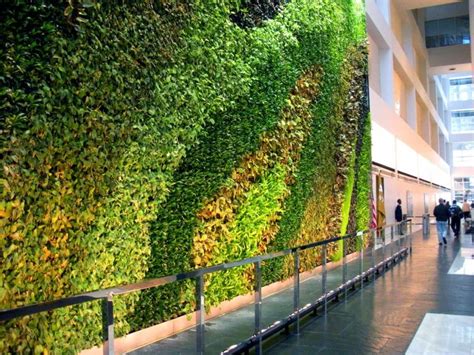 The word wall is designed to be an interactive tool for students or others to use, and contains an array of words that can be used during writing and/or reading. 23-Story Atrium Living Wall - Greenroofs.com