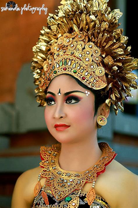 Balinese Girl Bali Blog Costumes Around The World Bali Beauty