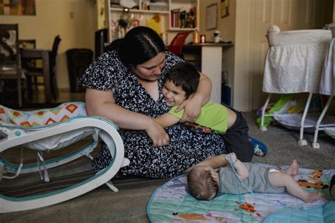 Why The Tanf Program Fails As A Safety Net For Single Mothers Other Vulnerable Americans Pbs