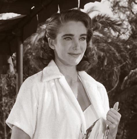 The Signal Watch Actor Julie Adams Merges With The Infinite