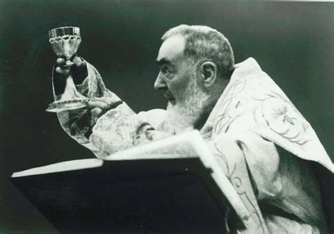 Rare Footage Of Padre Pios Last Mass Hours Before He Died Catholic Say
