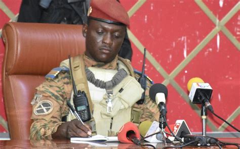 Burkina Faso Le Capitaine Ibrahim Traoré Officiellement Désigné