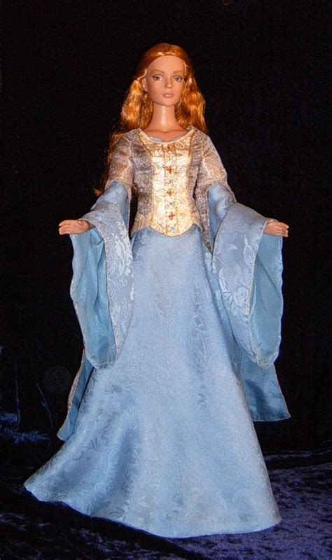 Eowyn Ooak Victory Gown For 16 Doll Rotk Barbie Gowns Barbie