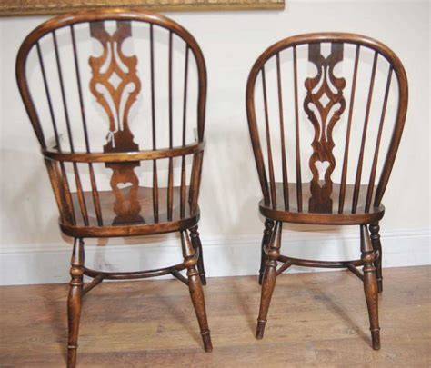 Some windsor dining chairs can be shipped to you at home, while others can be picked. 10 Antique Windsor Kitchen Dining Chairs Set