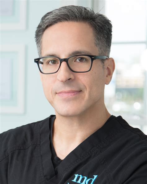 Dr Michael Diaz Melbourne Fl Cosmetic Surgeon Physician Reviews