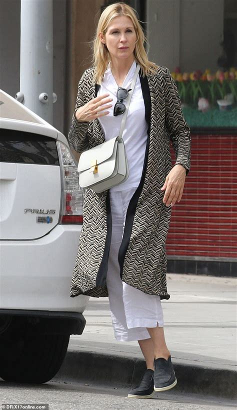 Kelly Rutherford Of Gossip Girl Fame Steps Out In All White Gossip