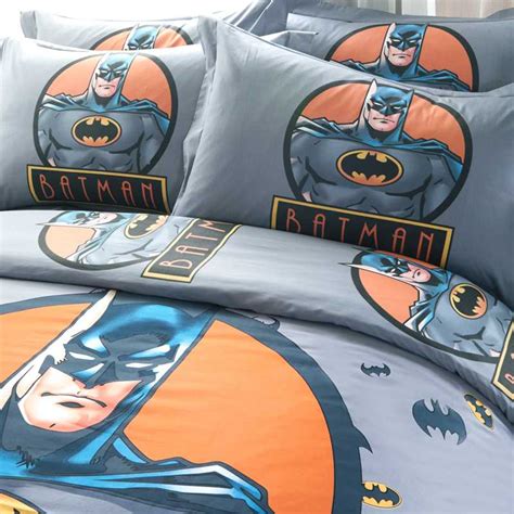 Batman inspired bedding sets and duvet covers come in an exciting variety of designs to delight any little superhero. Batman Comforter Set Twin Queen King Size | Super Heroes ...