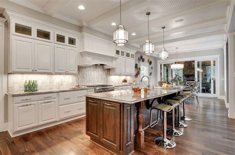 Covers an area of up to 350 sq.ft. Best Crown Molding for 10 Foot Ceiling | Home kitchens ...