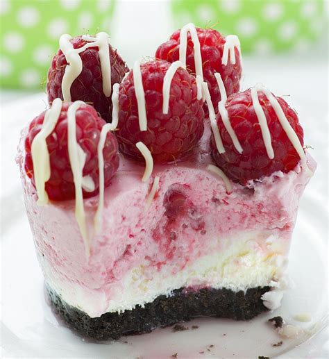 No Bake Mini Raspberry Cheesecakes With Oreo Crust Recipe Desserts Raspberry Cheesecake