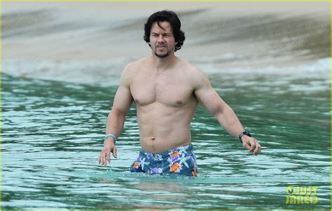 mark wahlberg shows off his hot beach body again in barbados photo 3268874 mark wahlberg