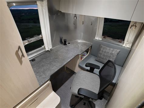 Airstream ‘flying Cloud 30fb Office Features Workspace American Luxury