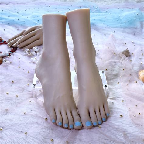 Real Woman Sexy Feet Cilicone Clone Model Vivid Skin Fetishism Toy