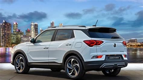 It has a ground clearance of 220 mm and dimensions is 4435 mm l x 1695 mm w x 1740 mm h. Mahindra Upcoming 7 Seater SUV Next Generation XUV 500 ...