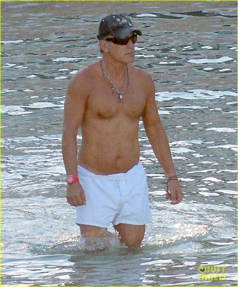 Bruce Springsteen Goes Shirtless Shows Off Fit Body In Spain Photo