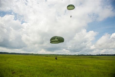 Bennings 1 507th Parachute Infantry Regiment Liberty Jump Team