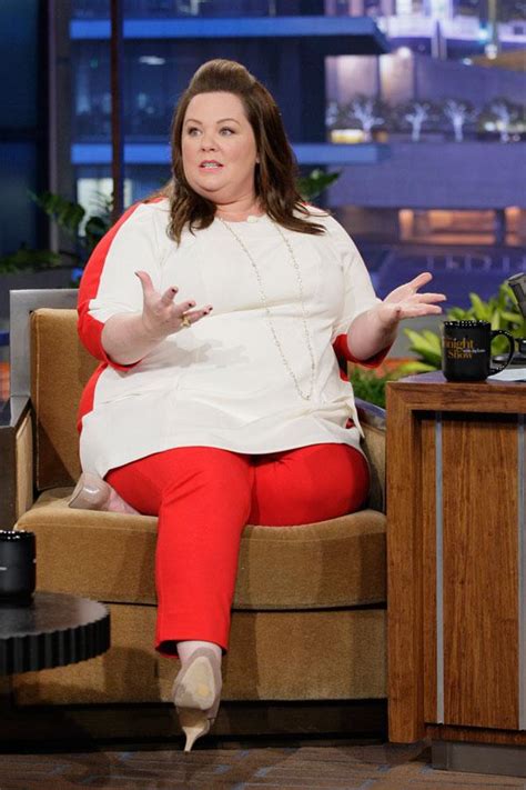 50 Pounds And Counting Melissa Mccarthy Shows Off Weight Loss On Set Of