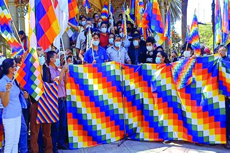 Bolivian Organizations Call For Justice For Outrage Of Wiphala Flag