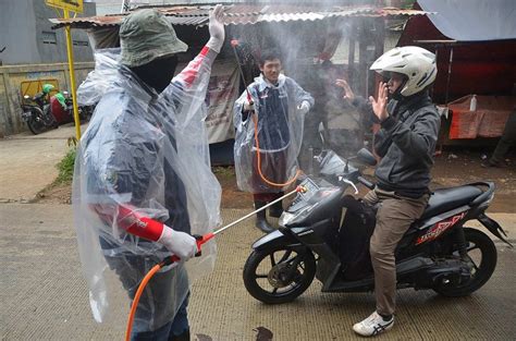 The nation reported more than 54,517 new coronavirus infections. Covid-19 and Indonesia: Not Quite a Lockdown - ISEAS-Yusof ...