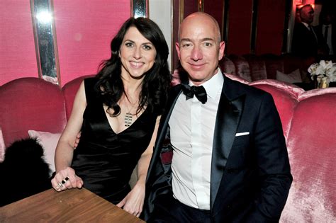 Before Divorce News Jeff Bezos Schmoozed At Golden Globes