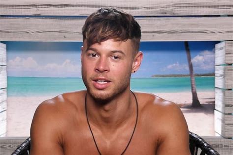 Love Island Alex Beattie Surprises Fans With Unusual Behaviour During