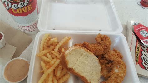* food photographers * food videographers * food stylists * creative directors and more. Raising Cane's Chicken Fingers - 10 Photos & 14 Reviews ...